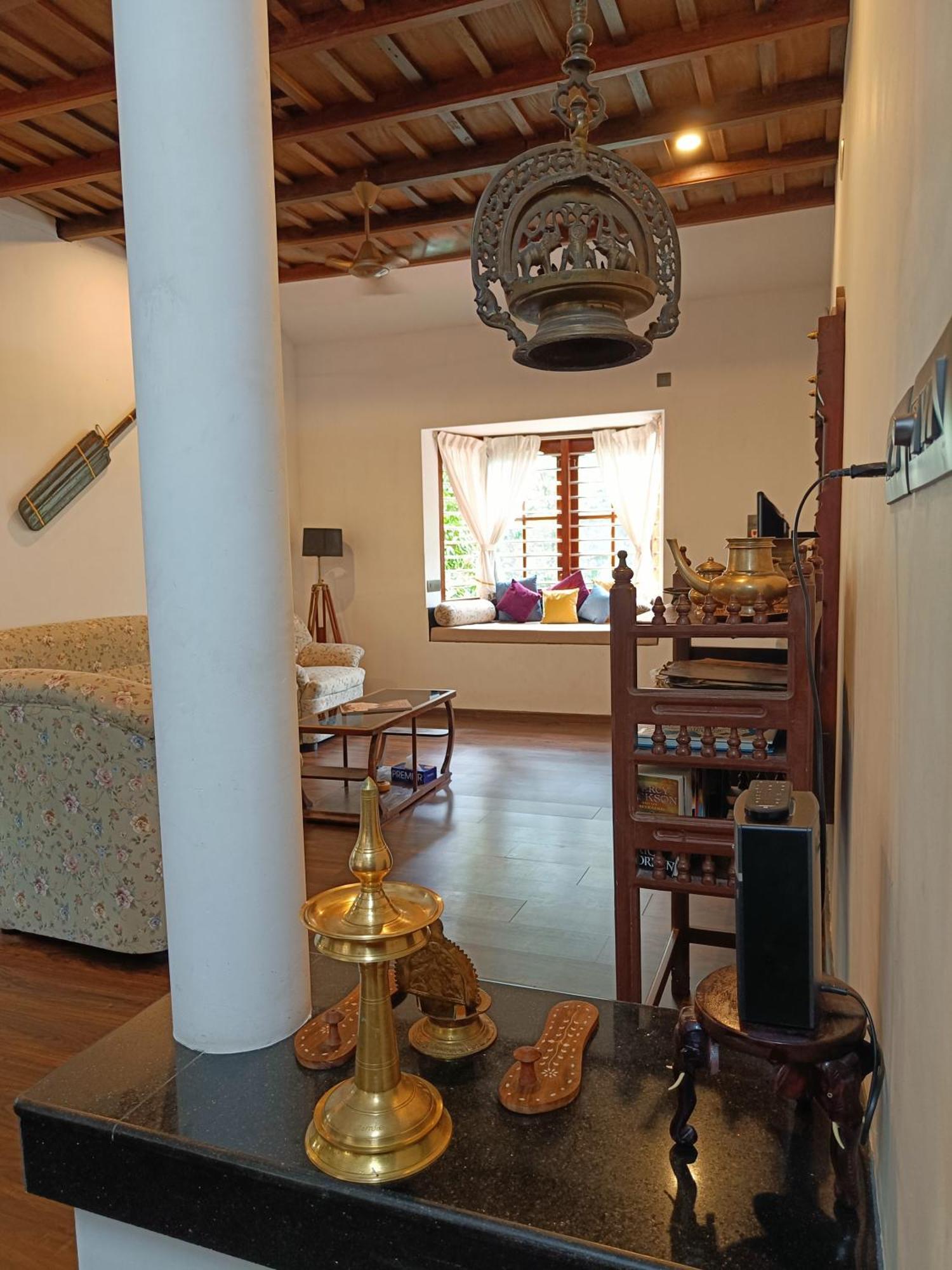 Anandam Stays - Premium 3Bhk Plush Homestay, Vaikom Near Kumarakom Екстериор снимка